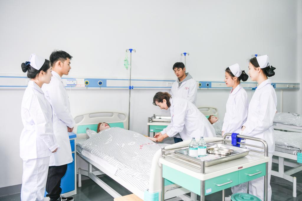 生命科学技术学院-护理实验室